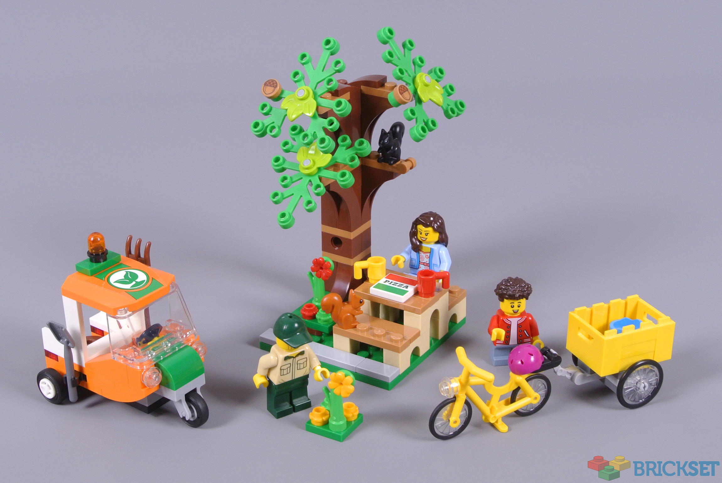 LEGO 60326 Picnic in the Park review | Brickset